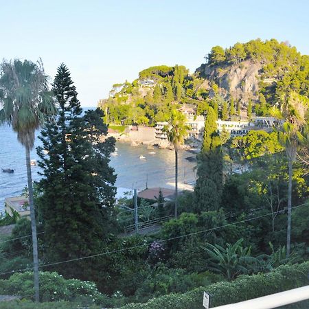 B&B A Due Passi Dal Mare タオルミーナ エクステリア 写真